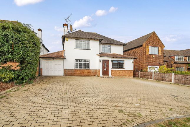 Calder Avenue, Hertfordshire AL9 4 bed detached house for sale