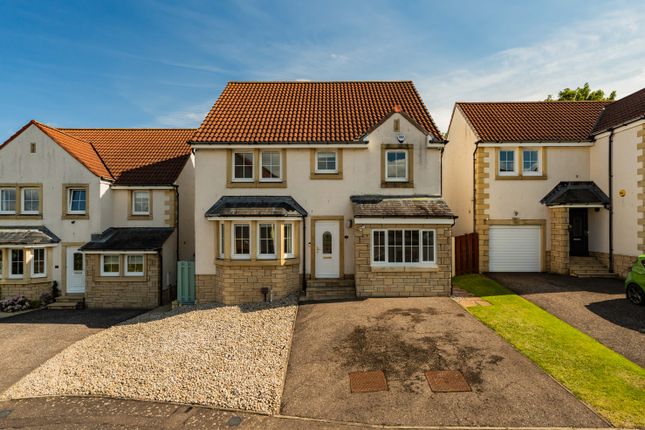 5 bedroom detached villa for sale