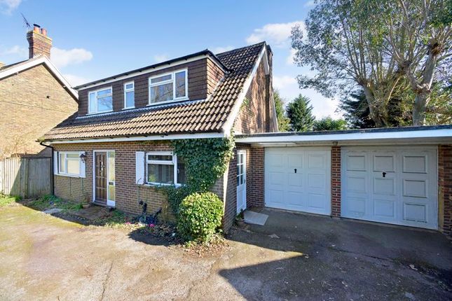 Loxwood Road, Alfold 3 bed detached house for sale