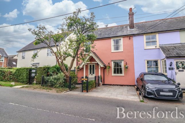 Gore Terrace, Rayne, CM77 3 bed end of terrace house for sale