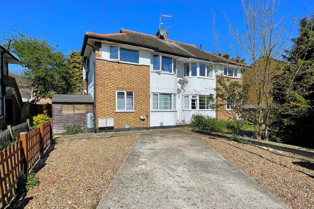 Liberty Avenue, Colliers Wood SW19 2 bed flat for sale