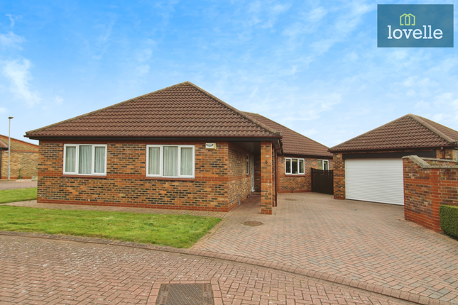 Shears Court, Waltham DN37 3 bed detached bungalow for sale