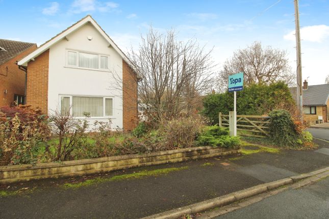 2 bed detached house