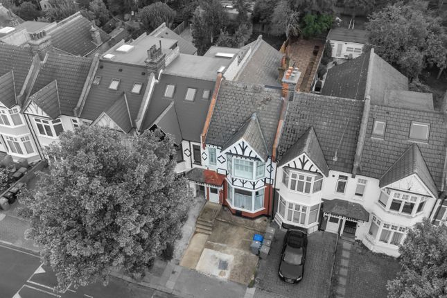 5 bedroom terraced house for sale