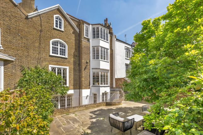 Aubrey Road, London, W8 6 bed terraced house for sale