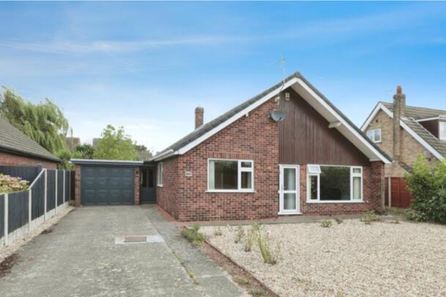 3 bedroom detached bungalow for sale
