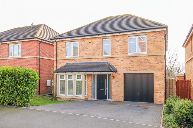 Wolfenden Way, Wakefield WF1 4 bed detached house for sale