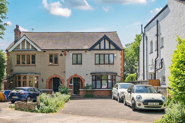 4 bedroom semi-detached house for sale
