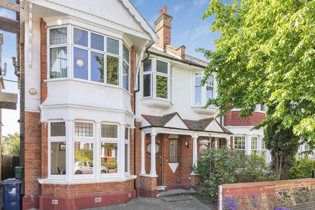 4 bedroom semi-detached house for sale