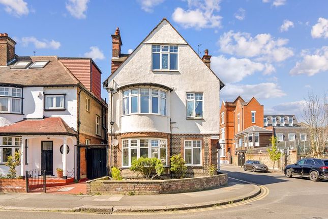 Compton Road, Wimbledon, SW19 6 bed detached house for sale