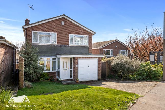 Cedar Close, Sawbridgeworth 3 bed detached house for sale