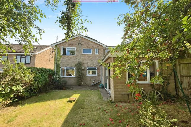 Hazel End, Swanley, Kent, BR8 4 bed semi