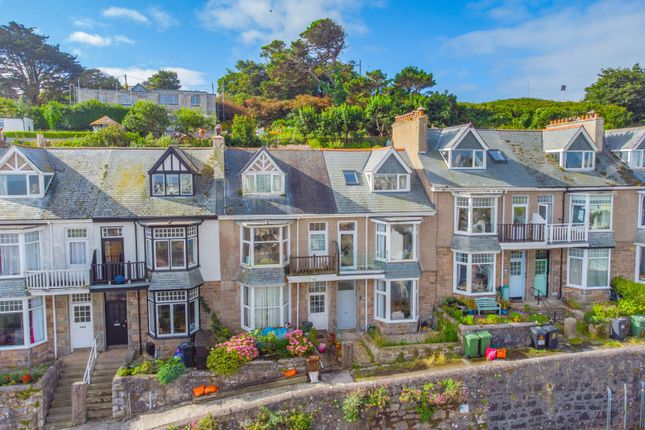 Park Avenue, Cornwall TR26 4 bed terraced house for sale