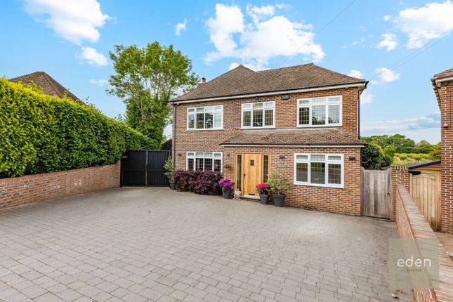 Pitfield Drive, Meopham, DA13 5 bed detached house for sale