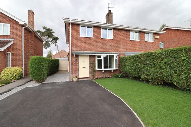 3 bedroom semi-detached house for sale