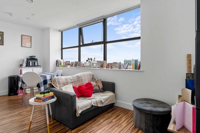 Old Trafford, Manchester, M16 1 bed apartment for sale