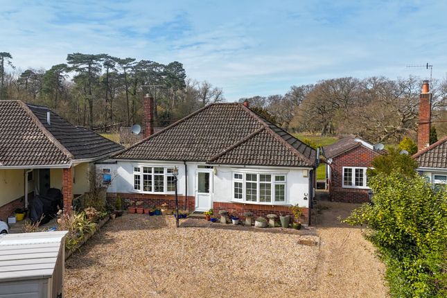Durrants Road, Rowland's Castle, PO9 2 bed detached bungalow for sale