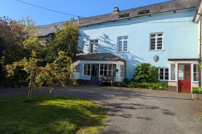 5 bedroom terraced house for sale