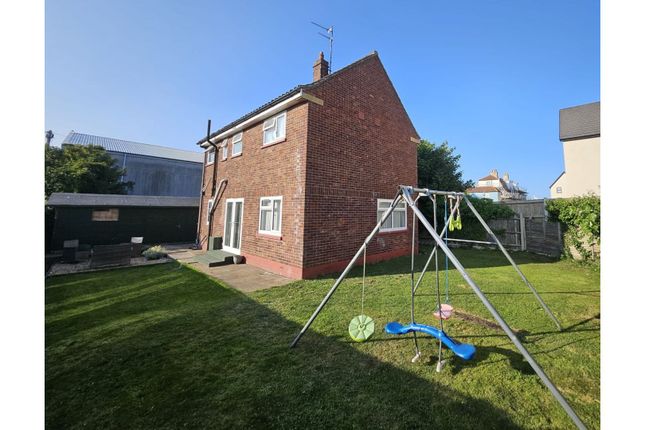 3 bedroom detached house for sale