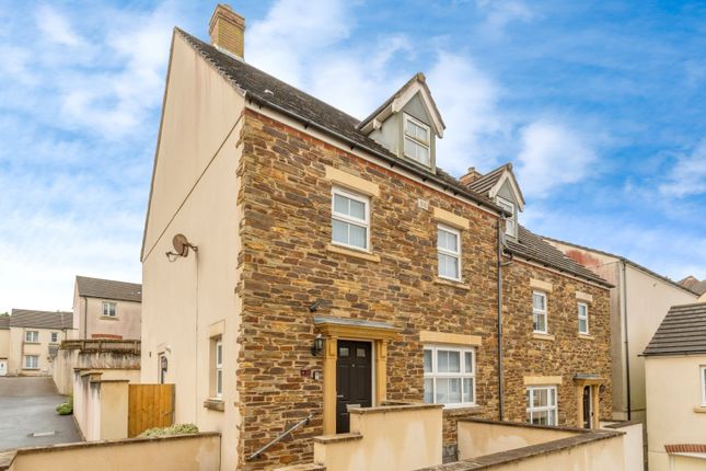 4 bedroom semi-detached house for sale