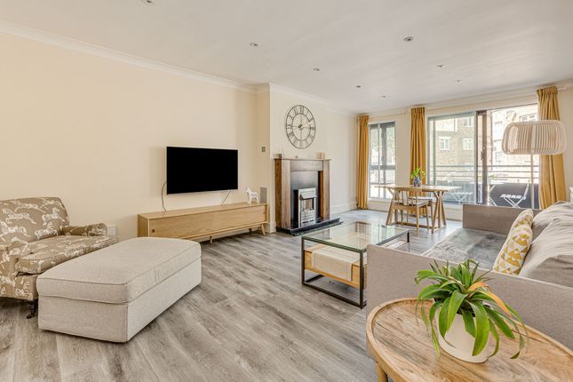 London W8 1 bed flat for sale