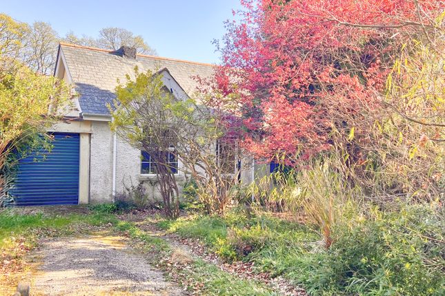 London Road, Liss GU33 3 bed detached bungalow for sale