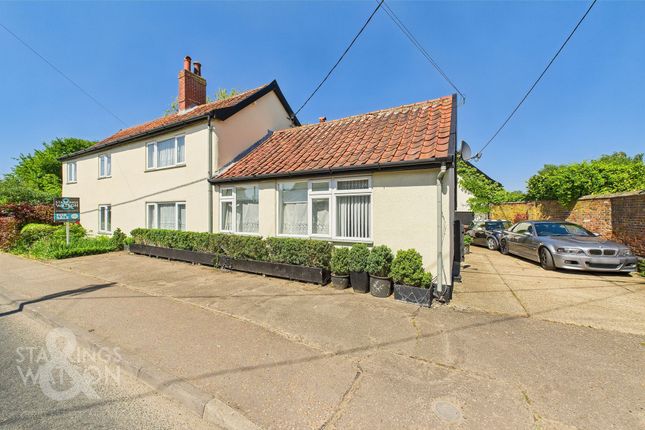 Bank Street, Pulham Market, Diss 4 bed detached house for sale