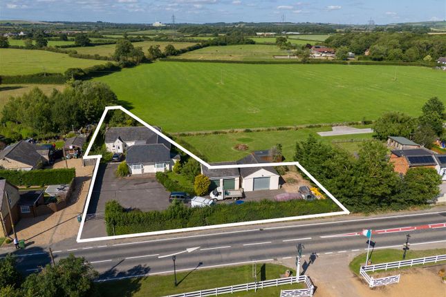 Bicester Road, Kingswood HP18 4 bed detached bungalow for sale