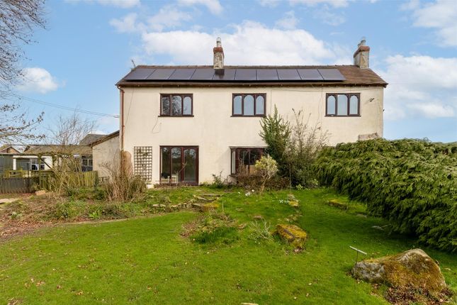 Detached house for sale