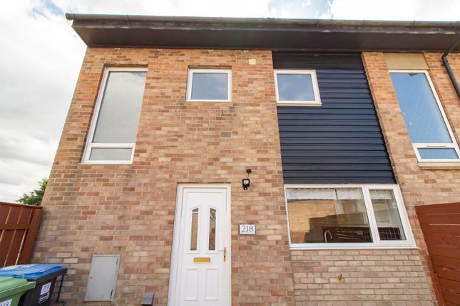 2 bedroom semi-detached house for sale