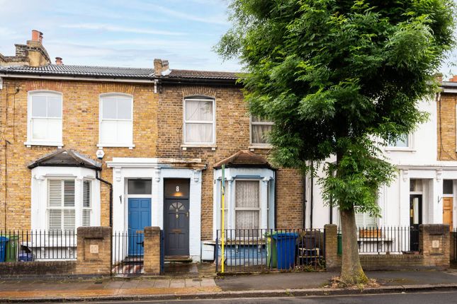 Nigel Road, Peckham Rye, London, SE15 3 bed terraced house for sale