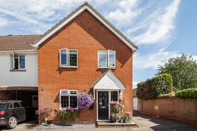 Matchingfield, Kelvedon Hatch... 3 bed semi