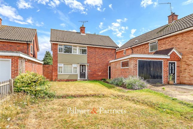 Oldbury Avenue, Chelmsford CM2 3 bed detached house for sale