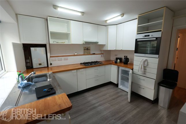2 bedroom detached house for sale