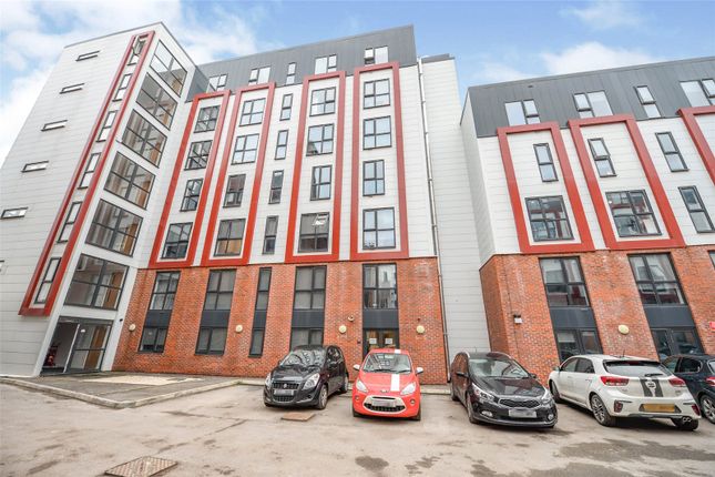 3 bed flat