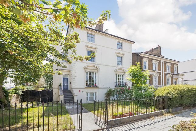 Sydenham Park, Sydenham, London, SE26 3 bed apartment for sale
