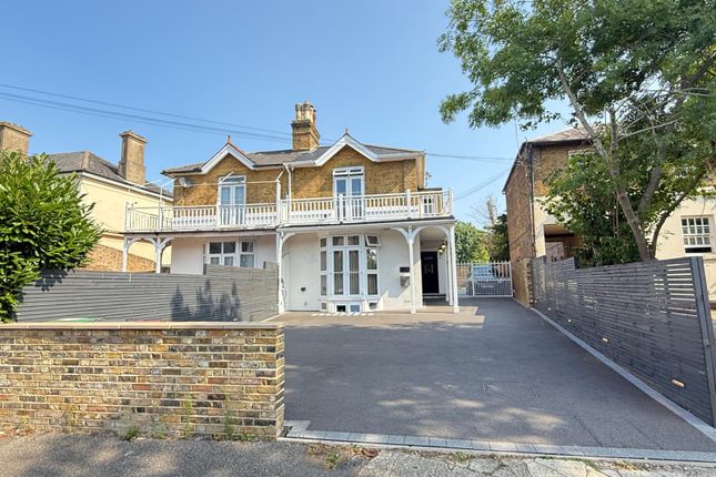 5 bed semi-detached house