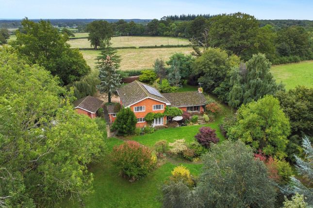 Spring Lane, Reading RG7 4 bed detached house for sale
