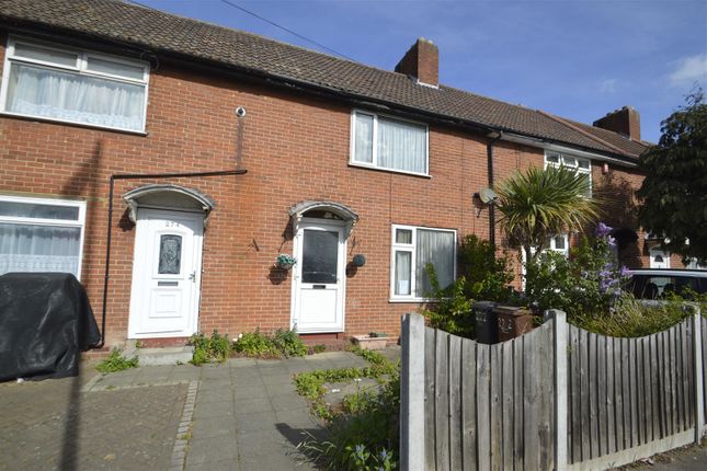 Porters Avenue 3 bed terraced house for sale