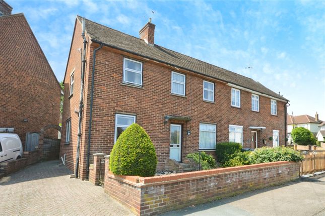Bullfields, Sawbridgeworth... 3 bed semi