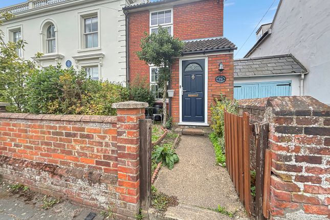 High Street, Wivenhoe, Colchester, CO7 2 bed cottage for sale