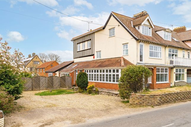 6 bedroom semi-detached house for sale