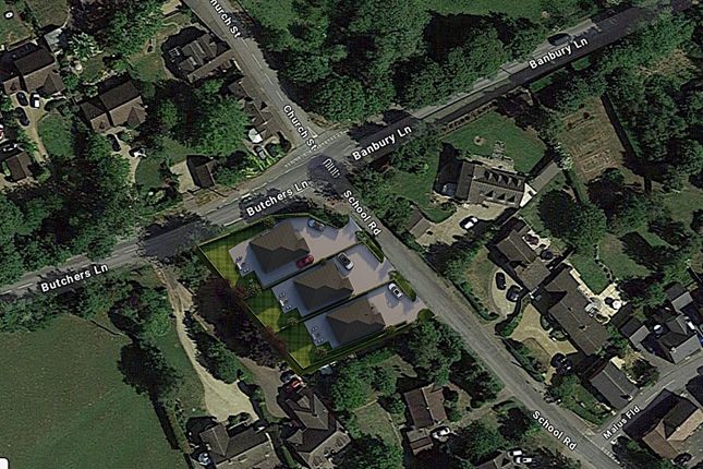 School Road, Towcester, NN12 4 bed property with land for sale