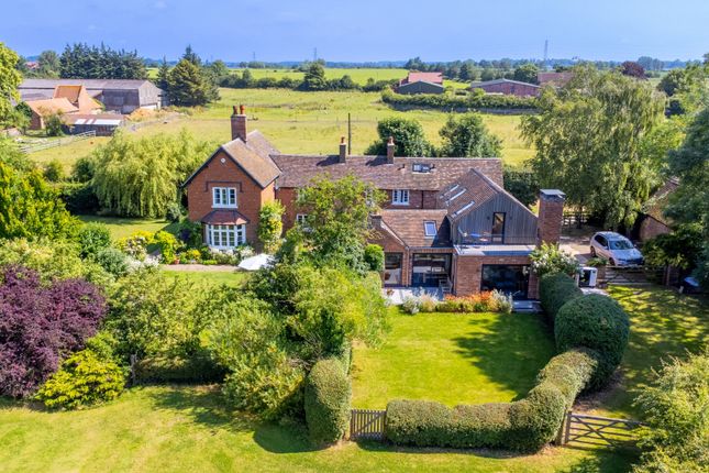 8 bedroom detached house for sale