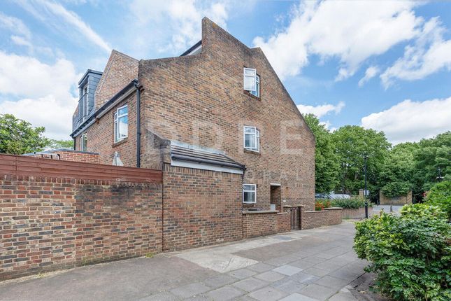 Seagrave Road, London, SW6 3 bed end of terrace house for sale