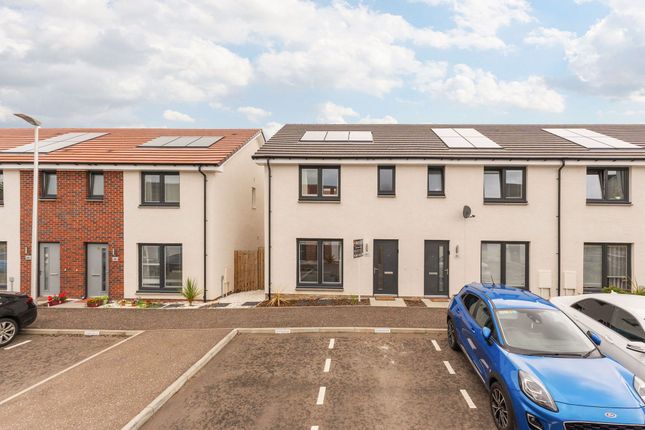 Kaims Crescent, Livingston, EH54 3 bed house for sale