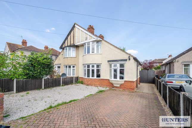 Heathview Crescent, Dartford 3 bed semi