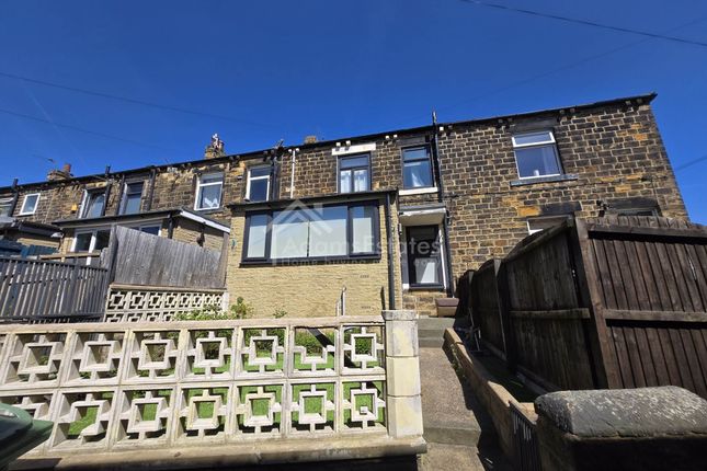Track Mount, Batley 2 bed terraced house for sale