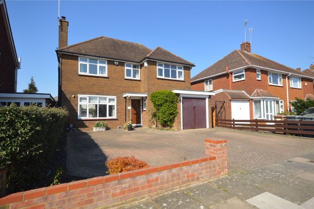 Egdon Drive, Luton, Bedfordshire, LU2 4 bed detached house for sale