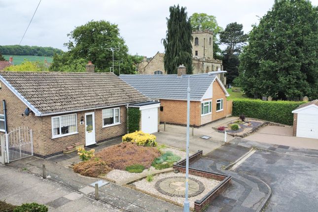 Leslie Grove, Calverton, Nottingham 2 bed detached bungalow for sale